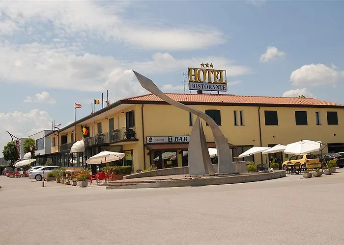 Hotel Gran Delta Di Alba-Invest Srl