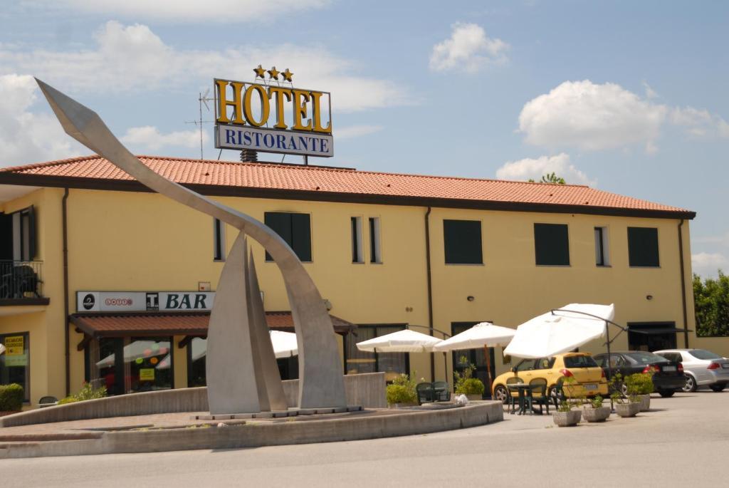 Hotel Gran Delta Di Alba-invest Srl 3*