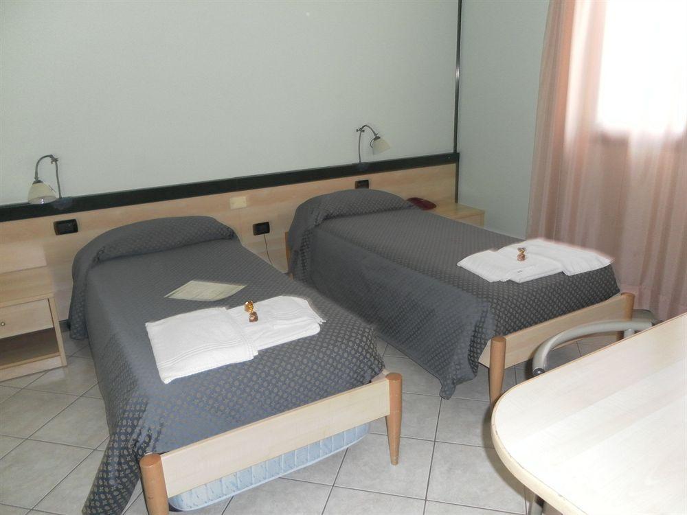 Gran Delta Di Alba-invest Srl Hotel